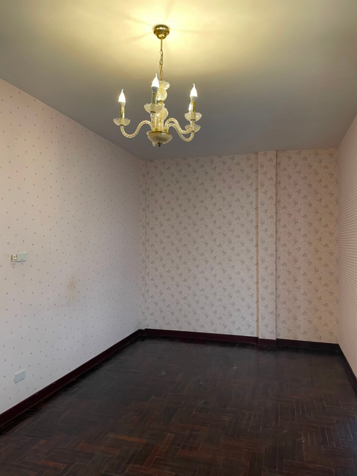 For RentShop HousePattanakan, Srinakarin : 🏢 3-Storey Commercial Building for Rent | On Krungthep Kreetha Road, Soi 7 | 5 Bedrooms Rent 50,000 THB/month 📞 065-626-5636 (Kie)