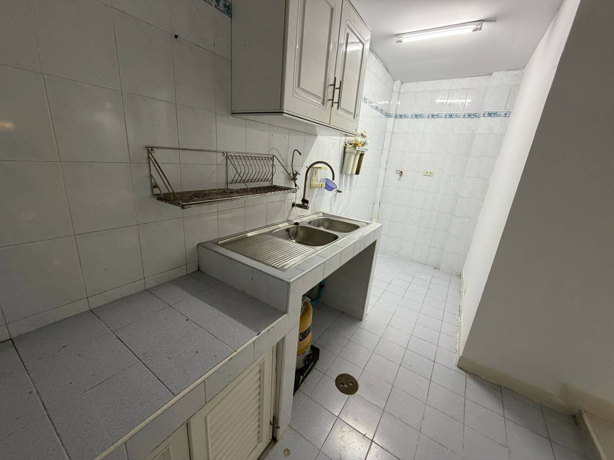 ขายทาวน์โฮมรามคำแหง หัวหมาก : บ้านบดินทรรักษา วังทองหลาง  / 2 ห้องนอน (ขาย), Baan Bodinthraraksa Wang Thonglang / 2 Bedrooms (FOR SALE) JANE020