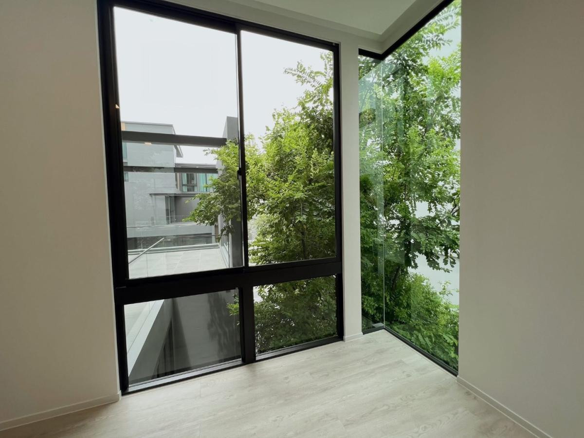 ขายบ้านพัฒนาการ ศรีนครินทร์ : VIVE Krungthep Kreetha | บ้านเดี่ยว Luxury ทิศเหนือ 4 นอน ราคา 58 MB. 📞: 065-626-5636 (คุณกี้)