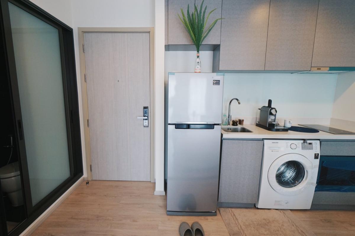 For RentCondoSukhumvit, Asoke, Thonglor : 🔥For Rent Now🔥 Rhythm Sukhumvit 36-38, beautifully decorated unit with complete furniture, ready to move in, near BTS Thonglor.