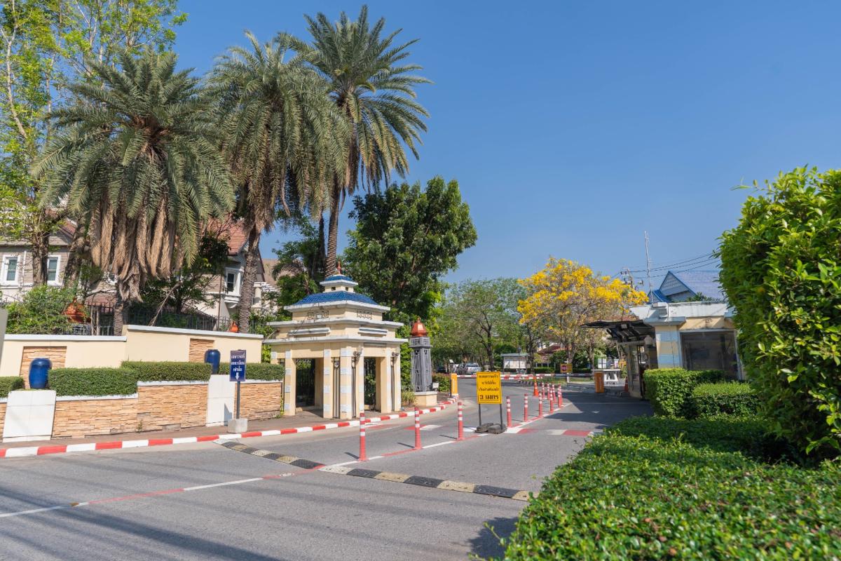 ให้เช่าบ้านเกษตรศาสตร์ รัชโยธิน : 🔥ให้เช่าด่วน🔥หมู่บ้าน นันทวัน-วัชรพล (ถ.สุขภิบาล 5 ซ.28) 4 ห้องนอน 3 ห้องน้ำ พื้นที่กว้างขวาง พร้อมเข้าอยู่ ❗