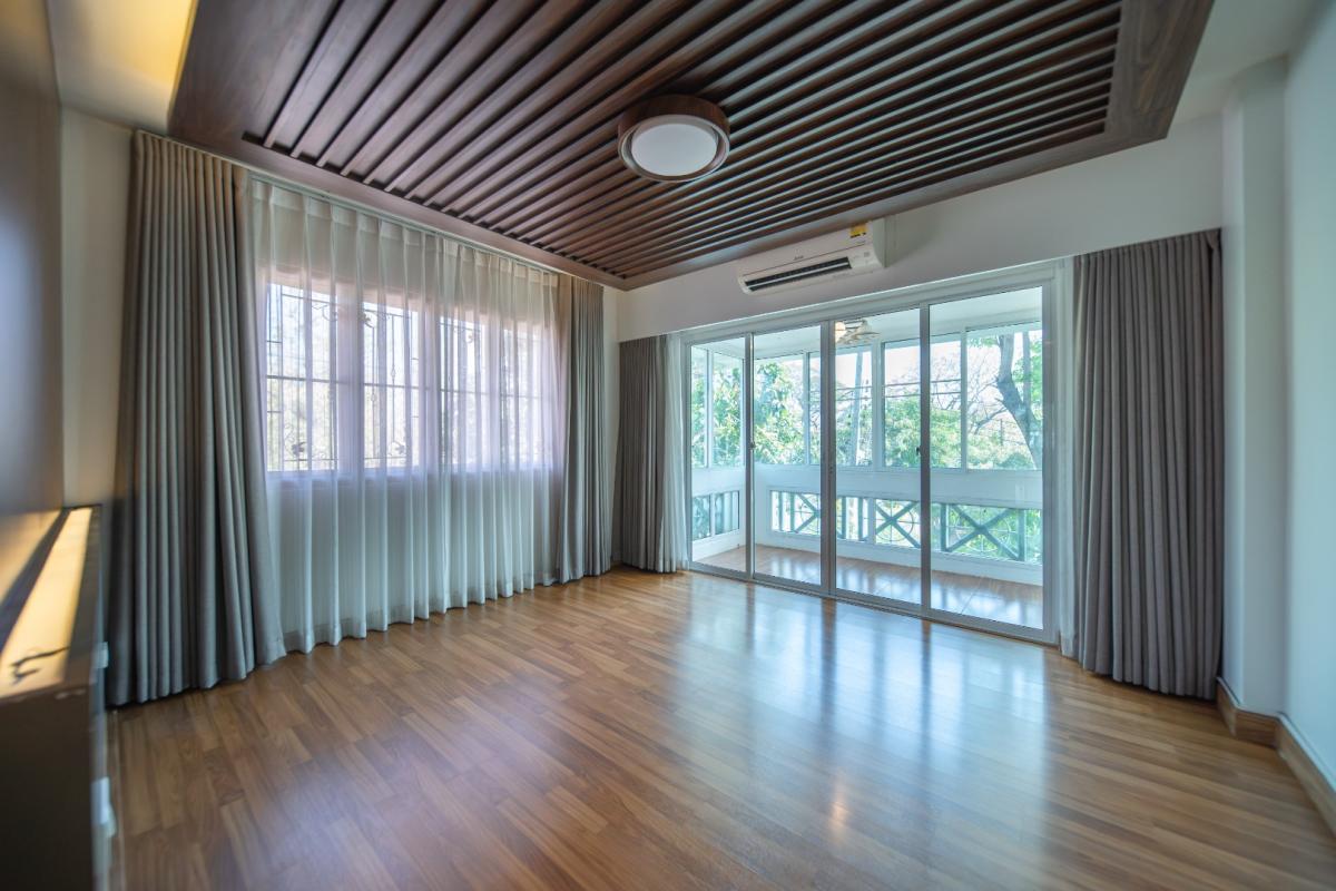 ขายบ้านเกษตรศาสตร์ รัชโยธิน : 🔥ขายด่วน🔥หมู่บ้าน นันทวัน-วัชรพล (ถ.สุขภิบาล 5 ซ.28) 4 ห้องนอน 3 ห้องน้ำ พื้นที่กว้างขวาง พร้อมเข้าอยู่ ❗