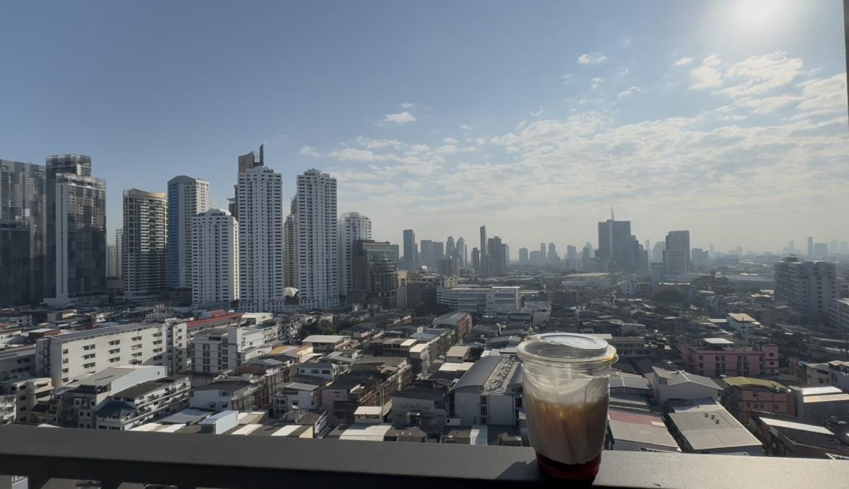 For RentCondoKhlongtoei, Kluaynamthai : 🔥For Rent Now🔥 Life Rama 4-Asoke, Large Bedroom, Unobstructed East-facing View, Fully Furnished, Ready to Move In, Near MRT Queen Sirikit Convention Centre