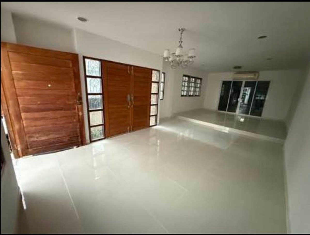 ขายทาวน์โฮมรามคำแหง หัวหมาก : บ้านบดินทรรักษา วังทองหลาง  / 2 ห้องนอน (ขาย), Baan Bodinthraraksa Wang Thonglang / 2 Bedrooms (FOR SALE) JANE020