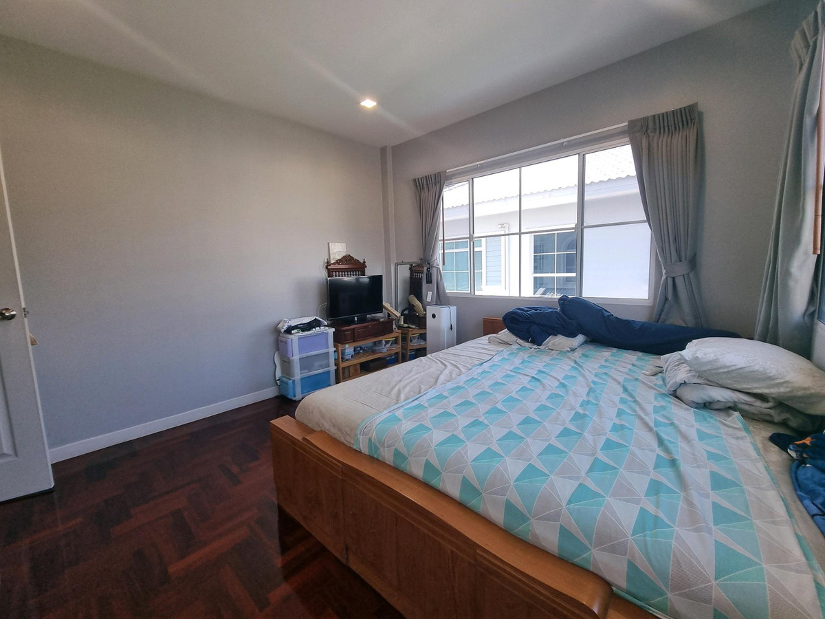 ให้เช่าบ้านนนทบุรี บางใหญ่ บางบัวทอง : ให้เช่าบ้านเดี่ยว ติดถนนราชพฤกษ์
หมู่บ้าน มัณฑนา ราชพฤกษ์ หลังมุม หน้าสวน ทำเลดี บ้านพร้อมเข้าอยู่