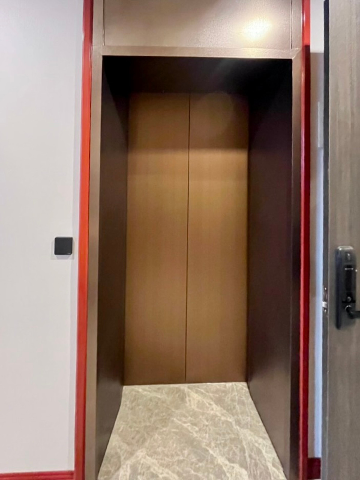 ขายคอนโดสุขุมวิท อโศก ทองหล่อ : คอนโด Luxury AESTIQ Thonglor | 2BR Combine ชั้นสูง เลี้ยงสัตว์ได้ Rare Item ราคา 20.9 Mb. 📞: 065-626-5636 (คุณกี้)