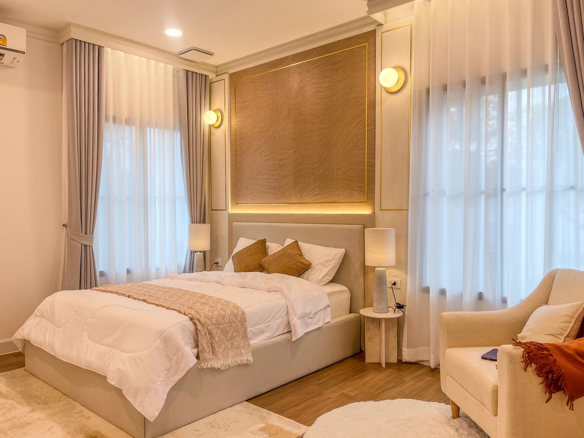 For SaleHousePattanakan, Srinakarin : Nantawan Rama 9 - New Krungthepkretha / 4 Bedrooms (FOR SALE) BZD150