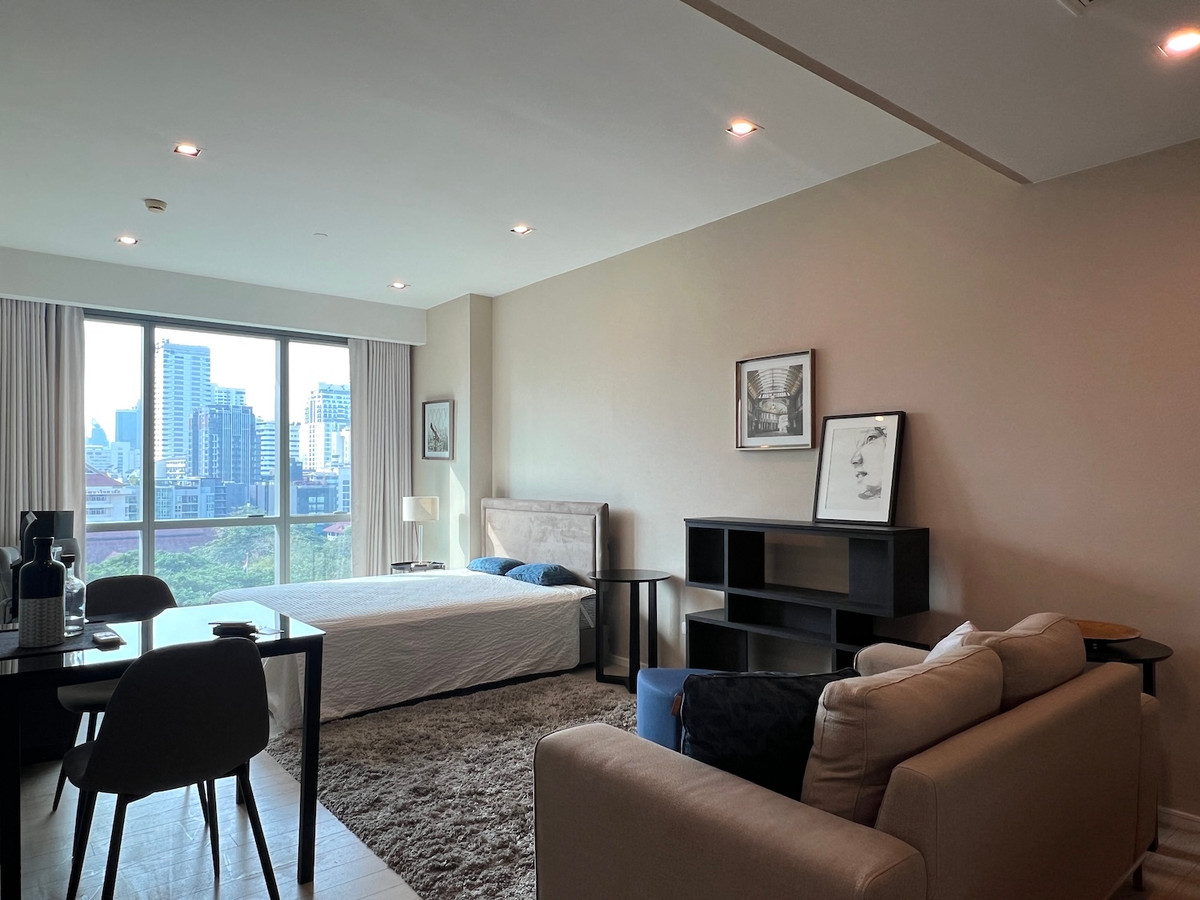 ให้เช่าคอนโดสุขุมวิท อโศก ทองหล่อ : ห้องสตูดิโอ วิวเมือง ใจกลางอโศก ใกล้รถไฟฟ้า