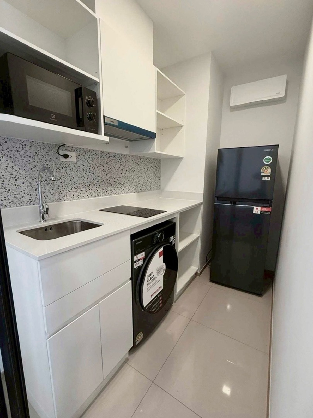 For RentCondoPinklao, Charansanitwong : 💙@condocurator 💙For rent Chapter One Spark Charan, fully furnished, with river view [PM4783]