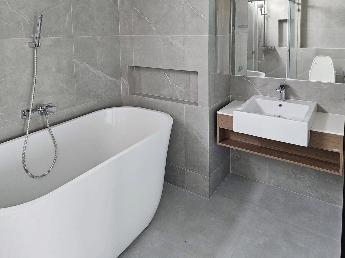 ให้เช่าทาวน์โฮมพัฒนาการ ศรีนครินทร์ : ทาวน์โฮม เนอวานา ดีฟายน์ กรุงเทพกรีฑา / 3 ห้องนอน (เช่า), Nirvana DEFINE Krungthep Kreetha / 3 Bedrooms (FOR RENT) BZD149