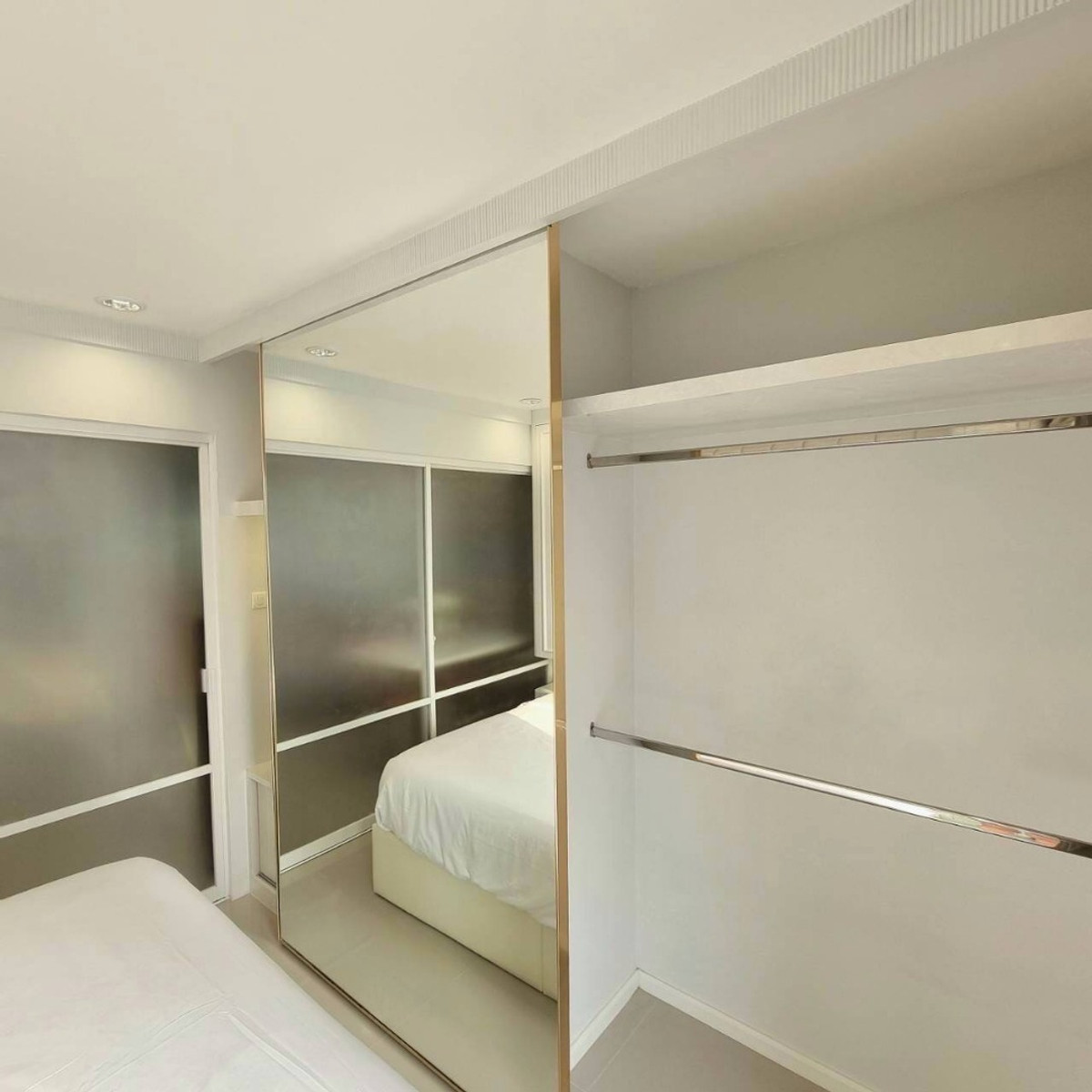 ให้เช่าคอนโดพระราม 9 เพชรบุรีตัดใหม่ RCA : ✅ LP9R125 ✅ Line : @p2nproperty