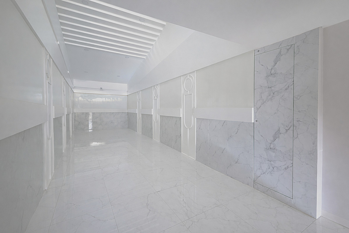 For RentShop HouseSukhumvit, Asoke, Thonglor : Commercial building in good condition, Thonglor ** NO CO-AGENT **