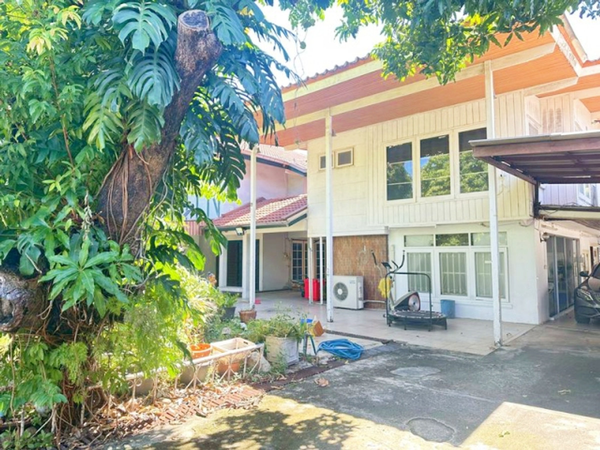 ขายบ้านวิภาวดี ดอนเมือง หลักสี่ : ขายที่ดินพร้อมสิ่งปลูกสร้าง ทำเลศักยภาพ วิภาวดีรังสิต ทำเลดี เดินทางสะดวก 