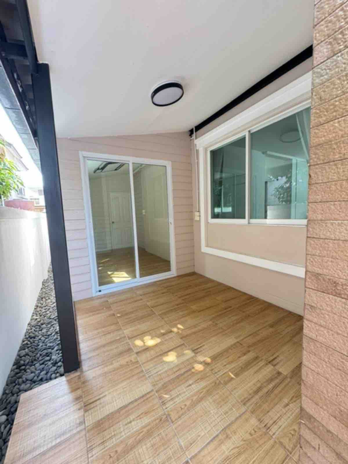 ขายบ้านพระราม 5 ราชพฤกษ์ บางกรวย : หมู่บ้าน สัมมากร ราชพฤกษ์ / 4 ห้องนอน (ขาย), Sammakorn Ratchaphruek / 4 Bedrooms (FOR SALE) AOM078