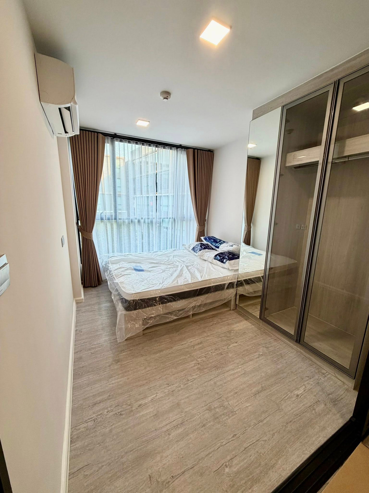 For RentCondoBangna, Bearing, Lasalle : For Rent ✨ Atmoz Tropicana Bangna ✨ Fully furnished with appliances. Near MRT Sri Eiam.