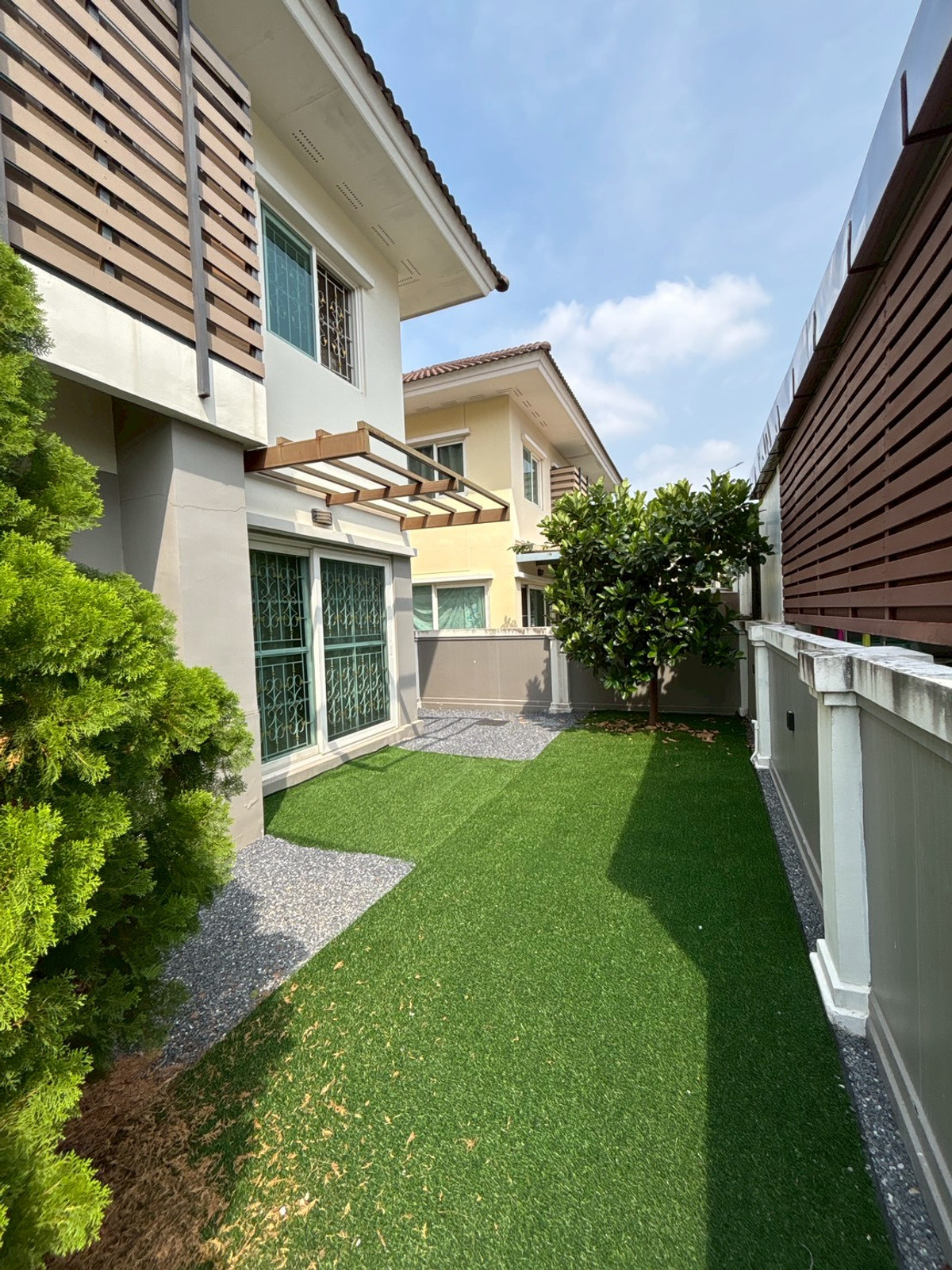 ขายบ้านบางแค เพชรเกษม : บ้านแฝด พฤกษาทาวน์ เซเรนิตี้ เพชรเกษม 81 / 3 ห้องนอน (ขาย), Semi - Detached House Pruksa Town Serenity Petchkasem 81 / 3 Bedrooms (FOR SALE) BALL269