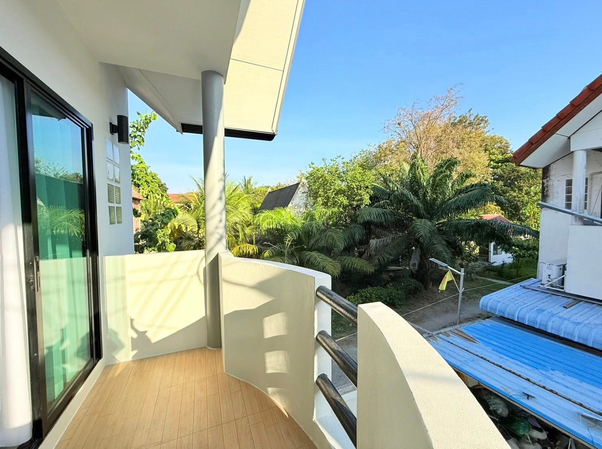 ขายทาวน์โฮมพัทยา บางแสน ชลบุรี สัตหีบ :  ทาวน์โฮม หมู่บ้านเพิ่มศิริ ซอยเขาตาโล / 3 ห้องนอน (ขาย), Townhome Permsiri Village Soi Khao Talo  / 3 Bedrooms (FOR SALE) BEWN108