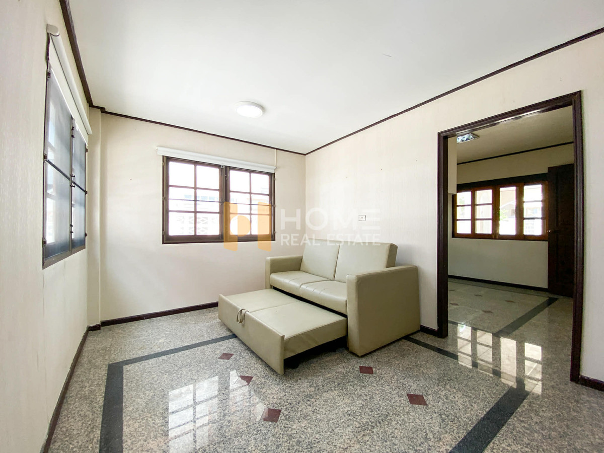 ขายบ้านบางแค เพชรเกษม : บ้านเดี่ยว หมู่บ้านเพชรเกษม 3 / 4 ห้องนอน (ขาย), Single house Phetkasem Village 3 / 4 Bedrooms (FOR SALE) BALL274