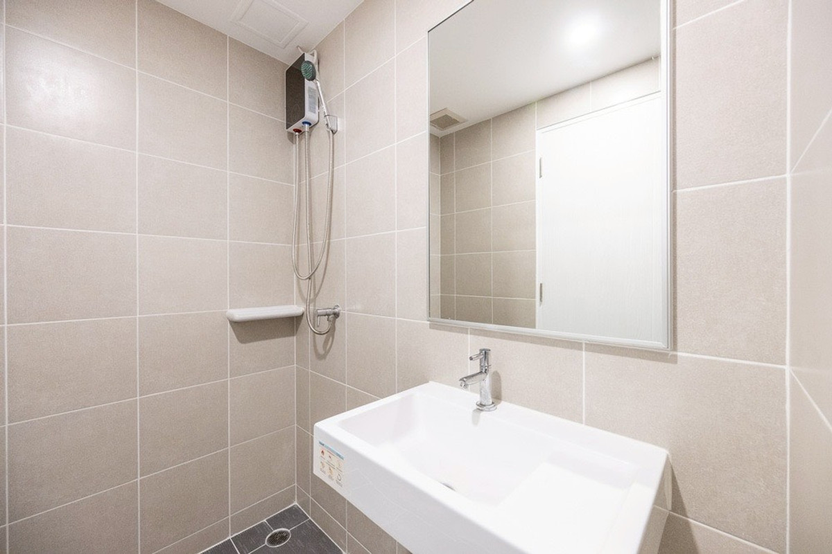 ขายคอนโดรัตนาธิเบศร์ สนามบินน้ำ พระนั่งเกล้า : ขายคอนโด Lumpini Ville Pranangklao Riverview ราคา 999,000 บาท [MKs260305]