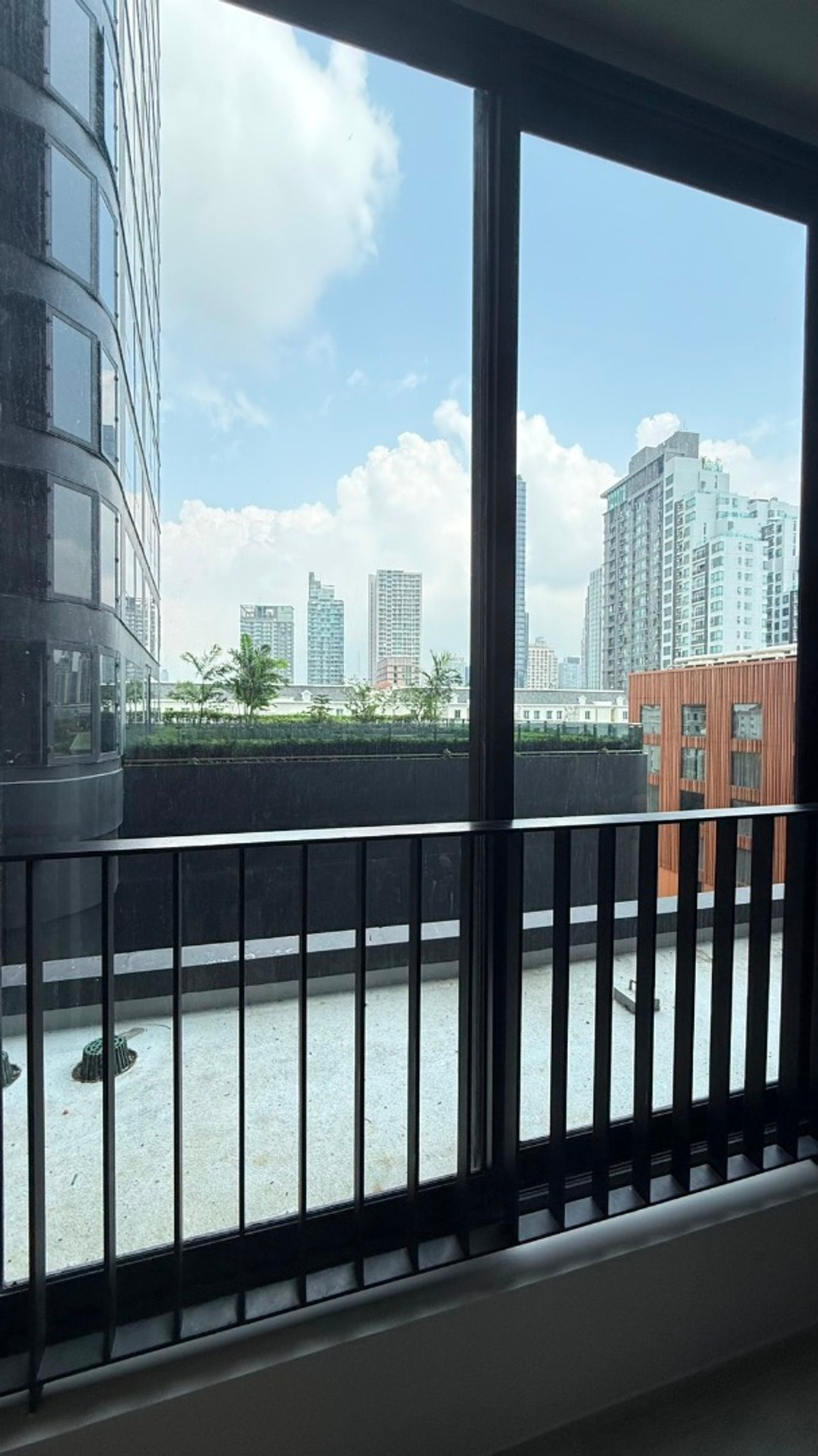 ขายคอนโดสุขุมวิท อโศก ทองหล่อ : 🏢 คอนโด Ideo Q Sukhumvit 36 | ใกล้ BTS ทองหล่อ 1 Bed 46.35 ตร.ม. ราคาพิเศษ 6.95 MB. 📞: 065-626-5636 (คุณกี้)