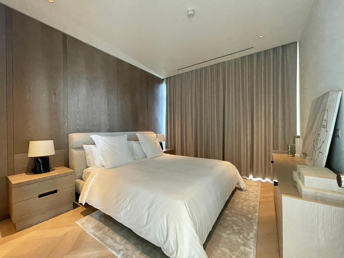 For RentCondoSathorn, Narathiwat : 🔥 1-Bedroom at Four Seasons Private Residences | 39th Floor | 116 sq.m | 170,000 Baht/Month ✨ 🔑 Keys Ready – Move In Today!