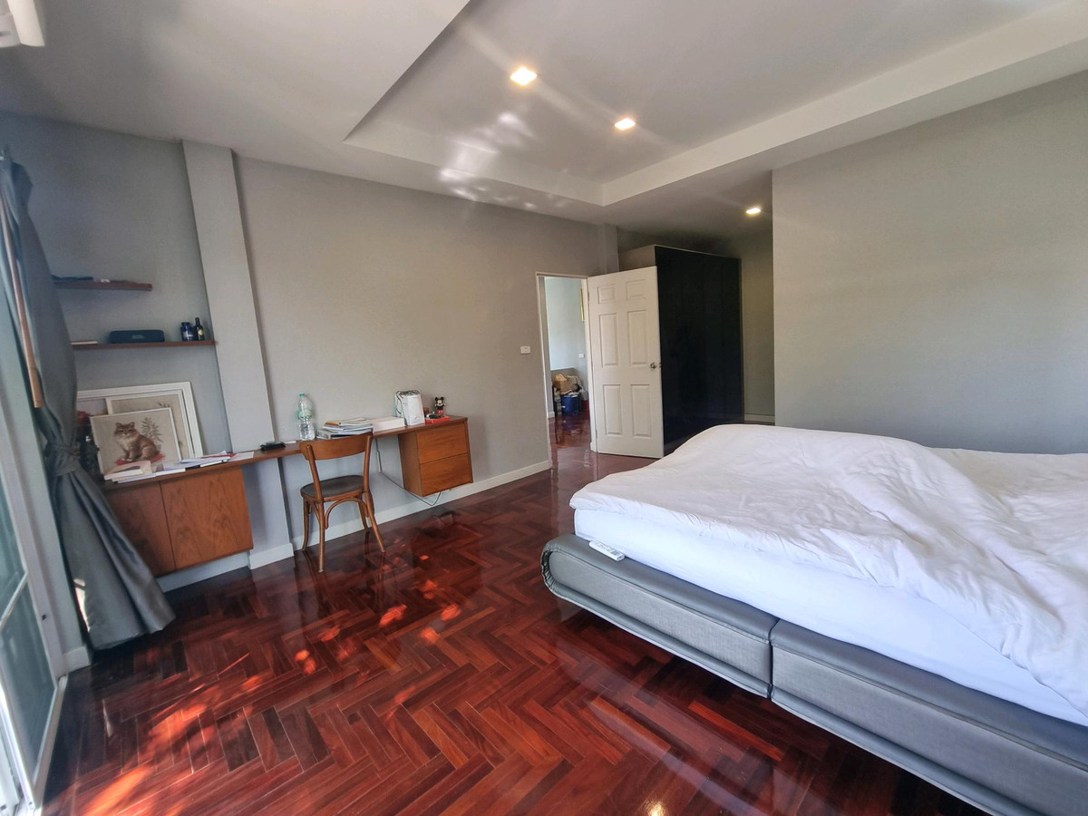 ให้เช่าบ้านนนทบุรี บางใหญ่ บางบัวทอง : ให้เช่าบ้านเดี่ยว ติดถนนราชพฤกษ์
หมู่บ้าน มัณฑนา ราชพฤกษ์ หลังมุม หน้าสวน ทำเลดี บ้านพร้อมเข้าอยู่