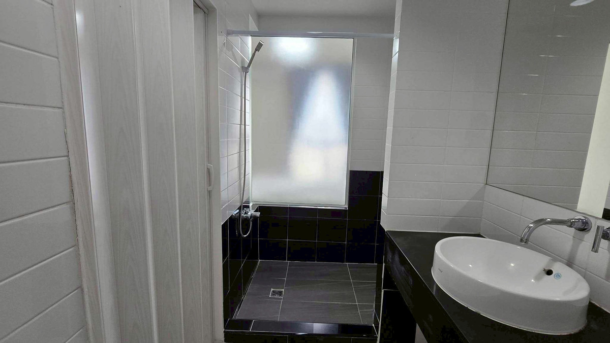 For RentCondoOnnut, Udomsuk : ✨ Beautiful newly renovated unit with full furniture at Ideo Mix Sukhumvit 103, right next to BTS Udom Suk 📍