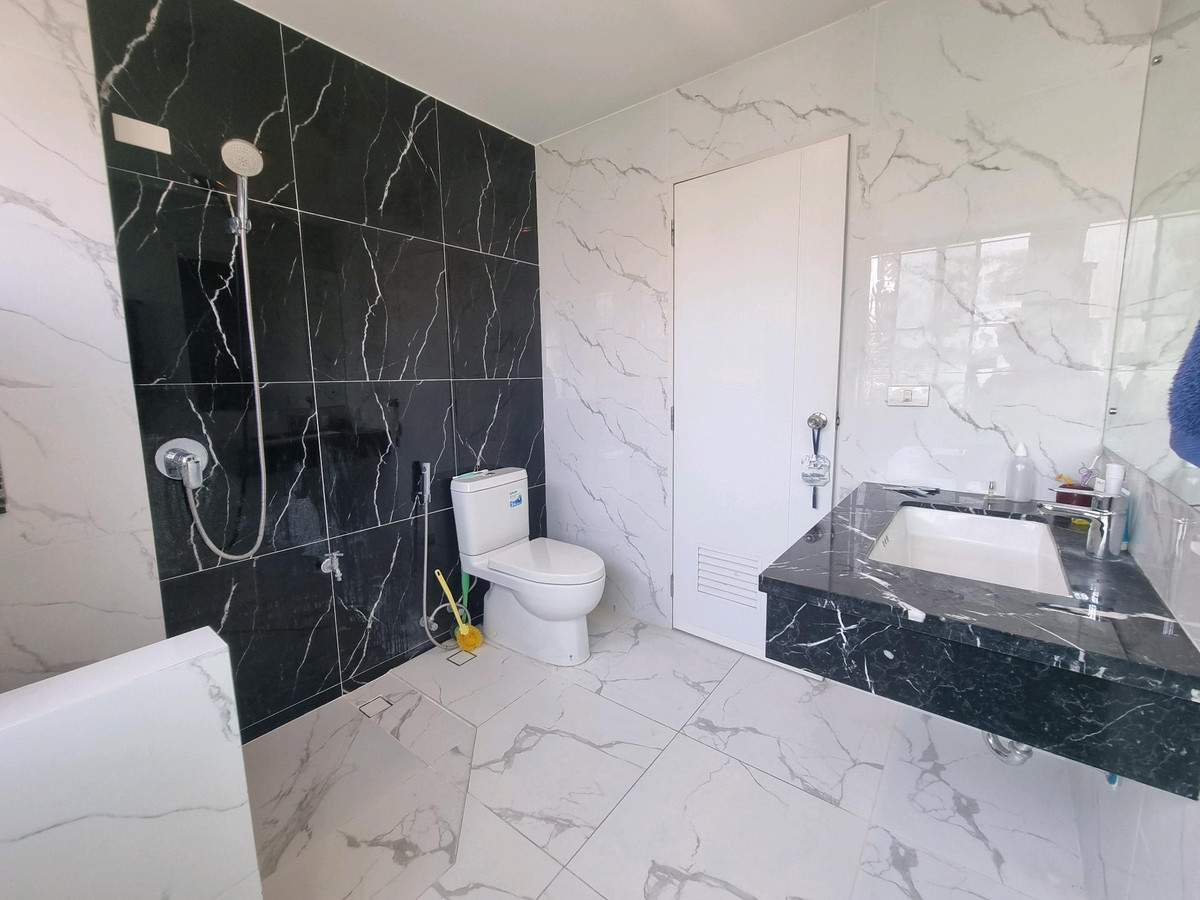 ให้เช่าบ้านนนทบุรี บางใหญ่ บางบัวทอง : ให้เช่าบ้านเดี่ยว ติดถนนราชพฤกษ์
หมู่บ้าน มัณฑนา ราชพฤกษ์ หลังมุม หน้าสวน ทำเลดี บ้านพร้อมเข้าอยู่