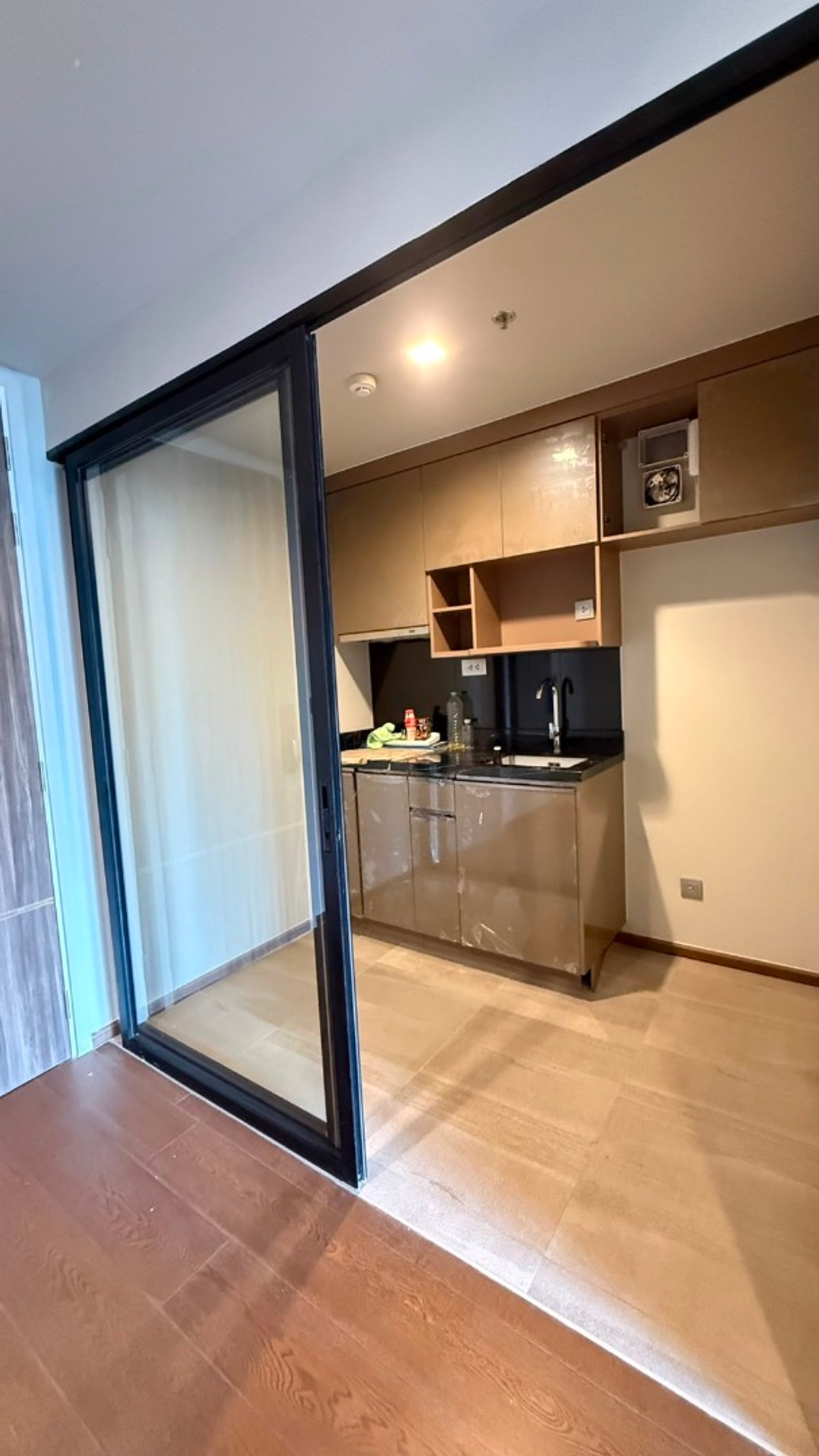 ขายคอนโดสุขุมวิท อโศก ทองหล่อ : 🏢 คอนโด Ideo Q Sukhumvit 36 | ใกล้ BTS ทองหล่อ 1 Bed 46.35 ตร.ม. ราคาพิเศษ 6.95 MB. 📞: 065-626-5636 (คุณกี้)