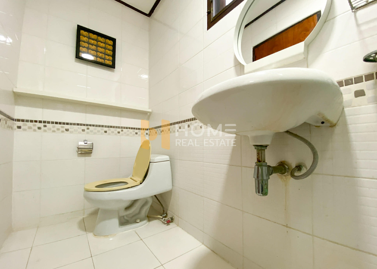 ขายบ้านบางแค เพชรเกษม : บ้านเดี่ยว หมู่บ้านเพชรเกษม 3 / 4 ห้องนอน (ขาย), Single house Phetkasem Village 3 / 4 Bedrooms (FOR SALE) BALL274