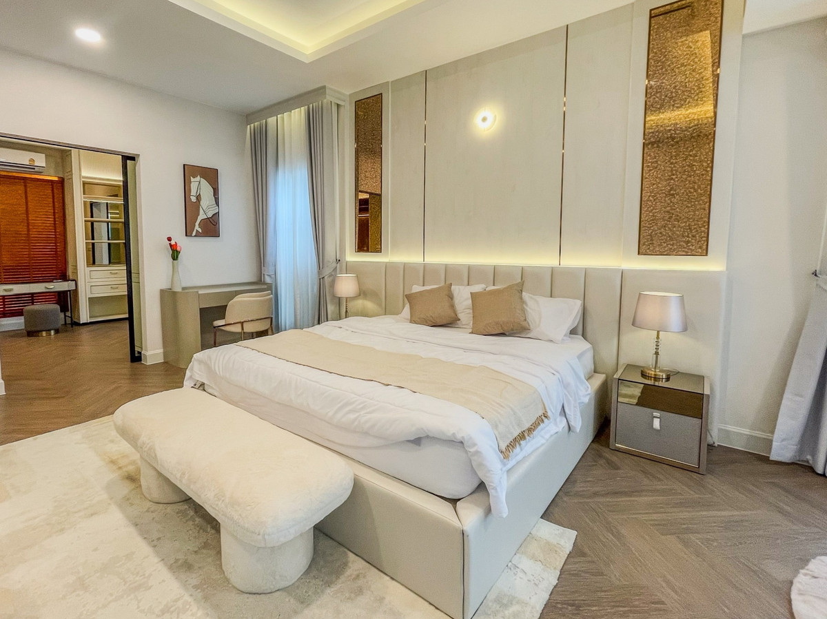 For SaleHousePattanakan, Srinakarin : Nantawan Rama 9 - New Krungthepkretha / 4 Bedrooms (FOR SALE) BZD150