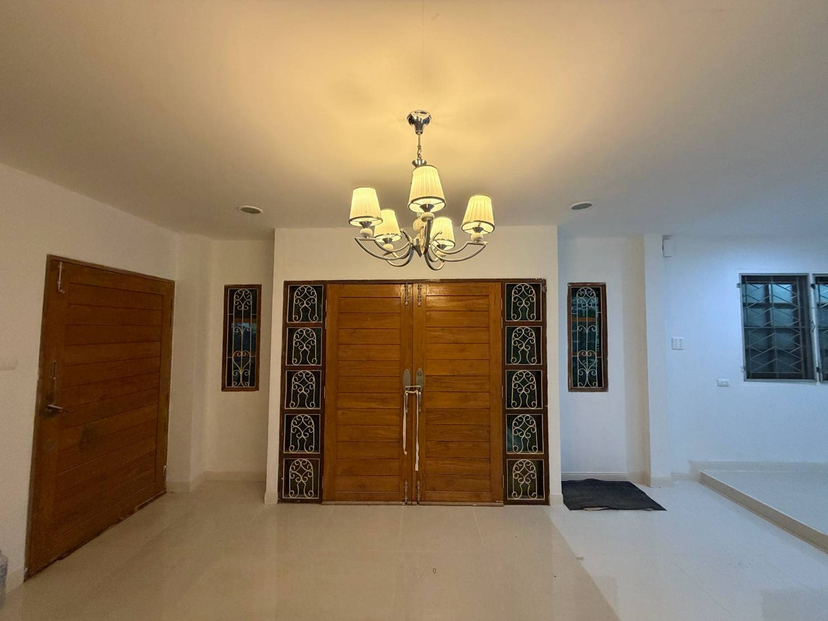 ขายทาวน์โฮมรามคำแหง หัวหมาก : บ้านบดินทรรักษา วังทองหลาง  / 2 ห้องนอน (ขาย), Baan Bodinthraraksa Wang Thonglang / 2 Bedrooms (FOR SALE) JANE020