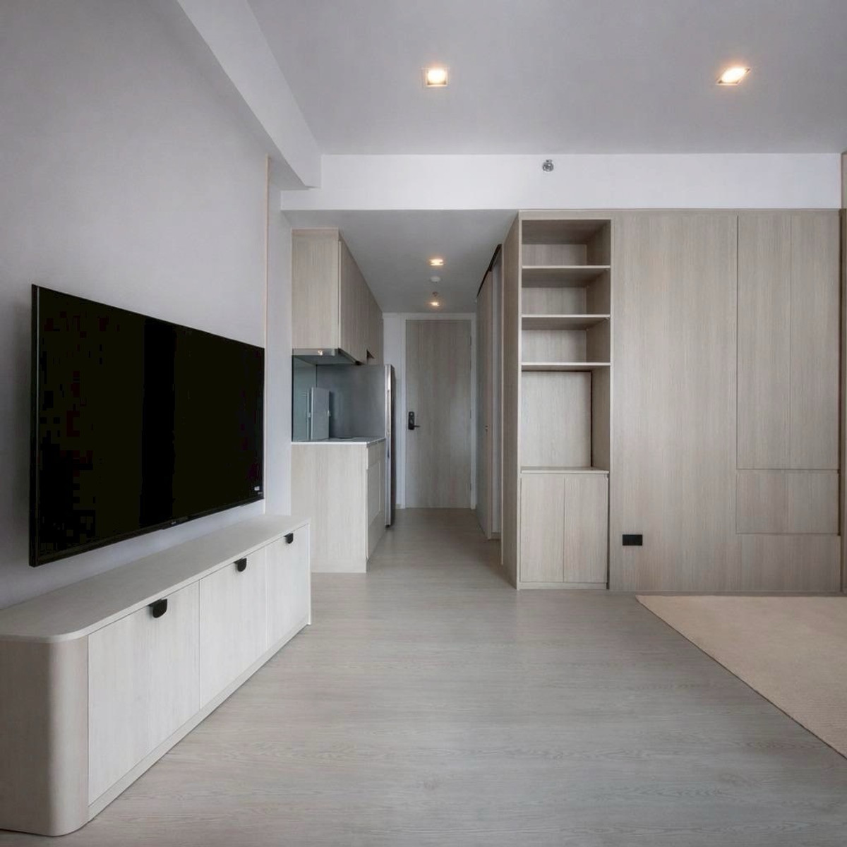 For RentCondoWongwianyai, Charoennakor : 💙@condocurator 💙 For rent Reference Sathorn - Wongwianyai, fully furnished. There is a washing machine [PM4787]