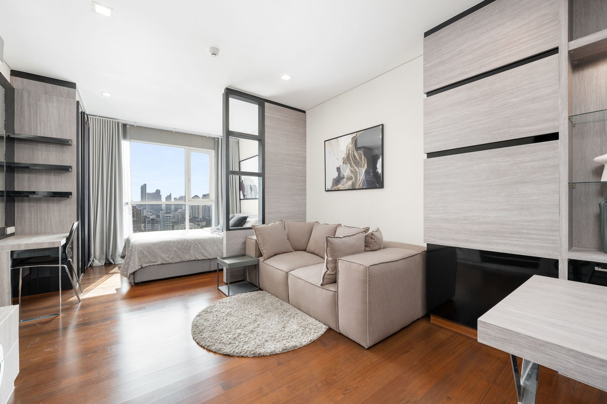 ให้เช่าคอนโดสุขุมวิท อโศก ทองหล่อ : ให้เช่าด่วน! Ivy Thonglor พร้อมเข้าอยู่! ห้องสวย ครัวแยก ใกล้ BTS ทองหล่อ