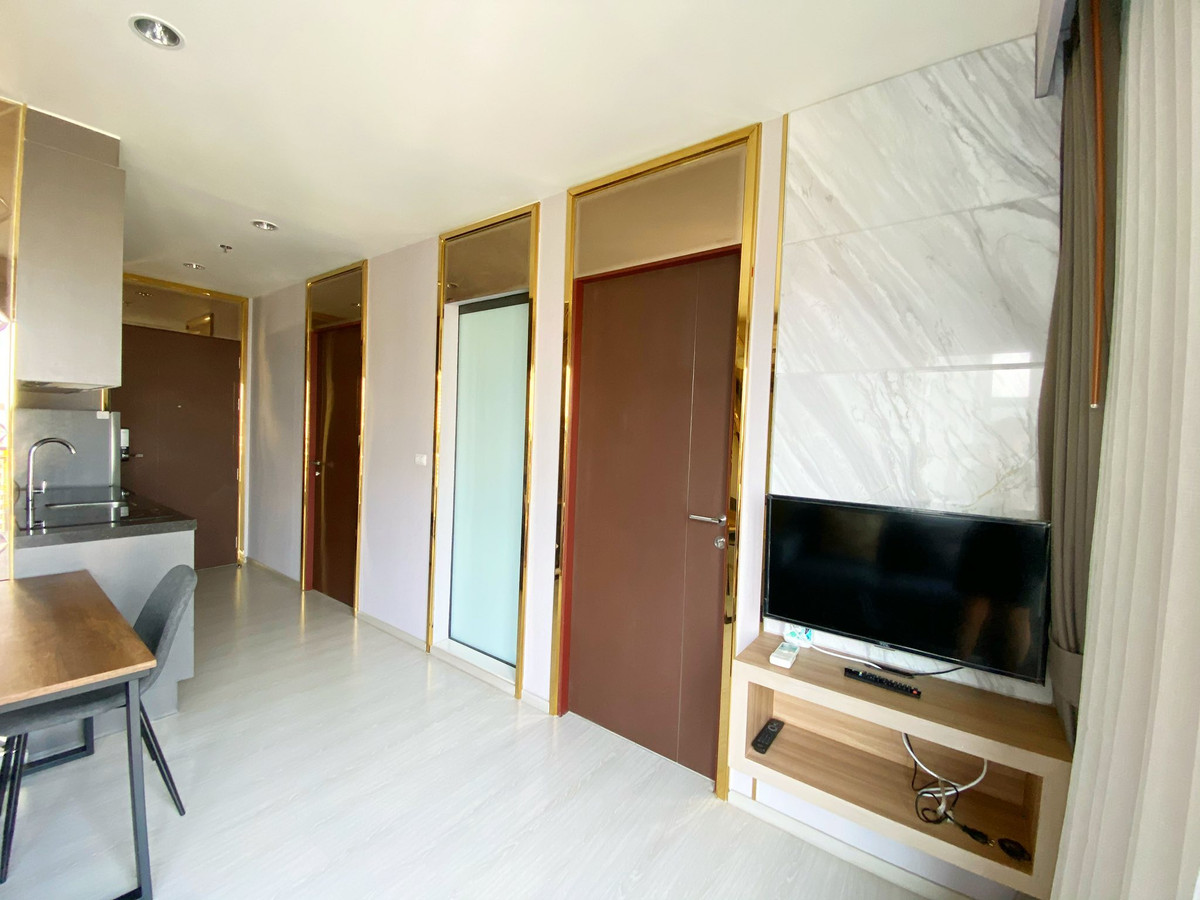 For RentCondoRama9, Petchburi, RCA : 🏷️ Special Price | Rhythm Asoke - 2 bedrooms, high floor, unblocked view, fully furnished. Ready to move in ✨Price only 24,000 baht.