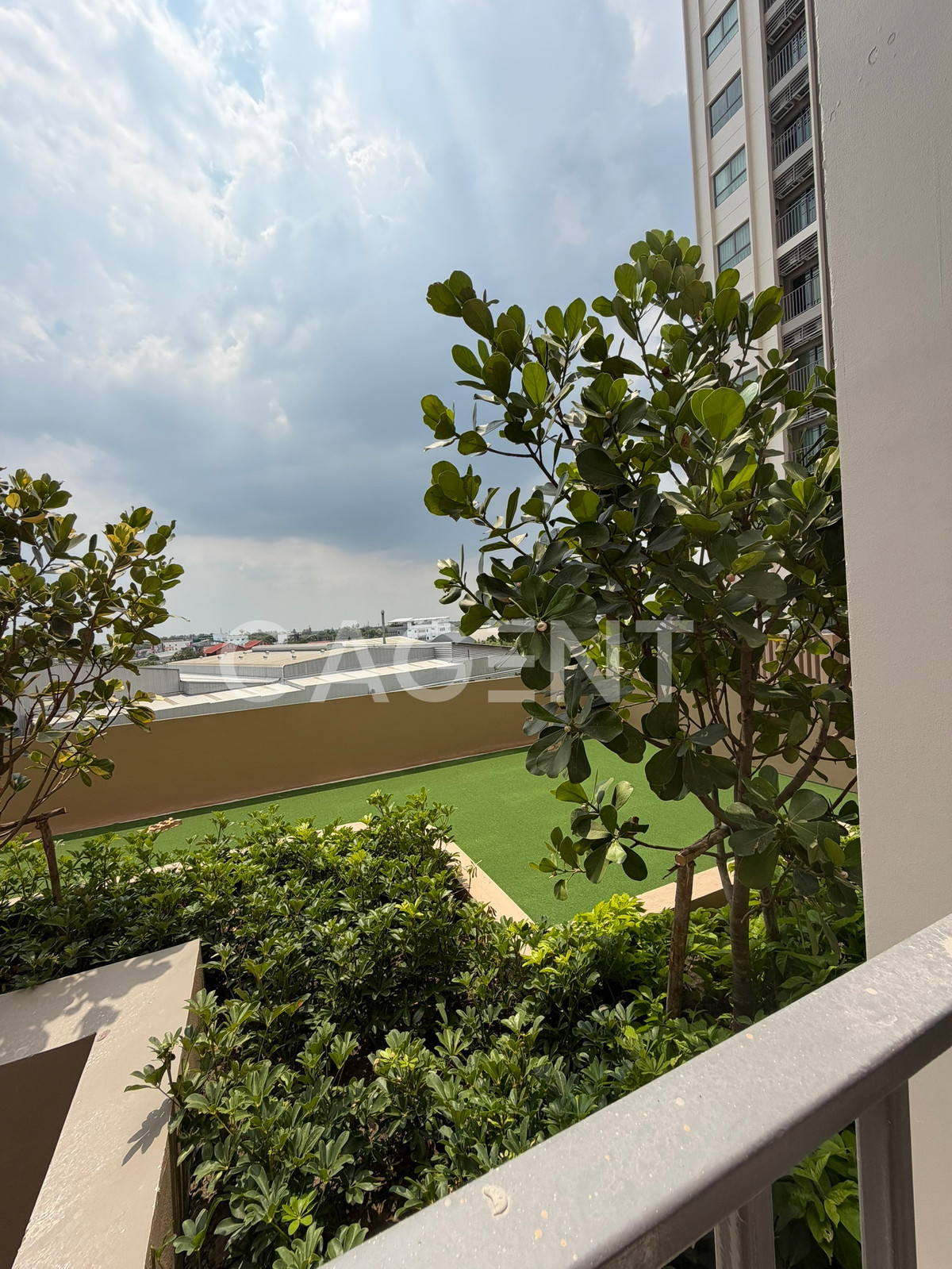 ให้เช่าคอนโดนครปฐม : Escent Nakhonpathom เอสเซ็นท์ นครปฐม คอนโด High Rise ติดเซ็นทรัล นครปฐม พร้อมส่วนกลางชั้นดาดฟ้า