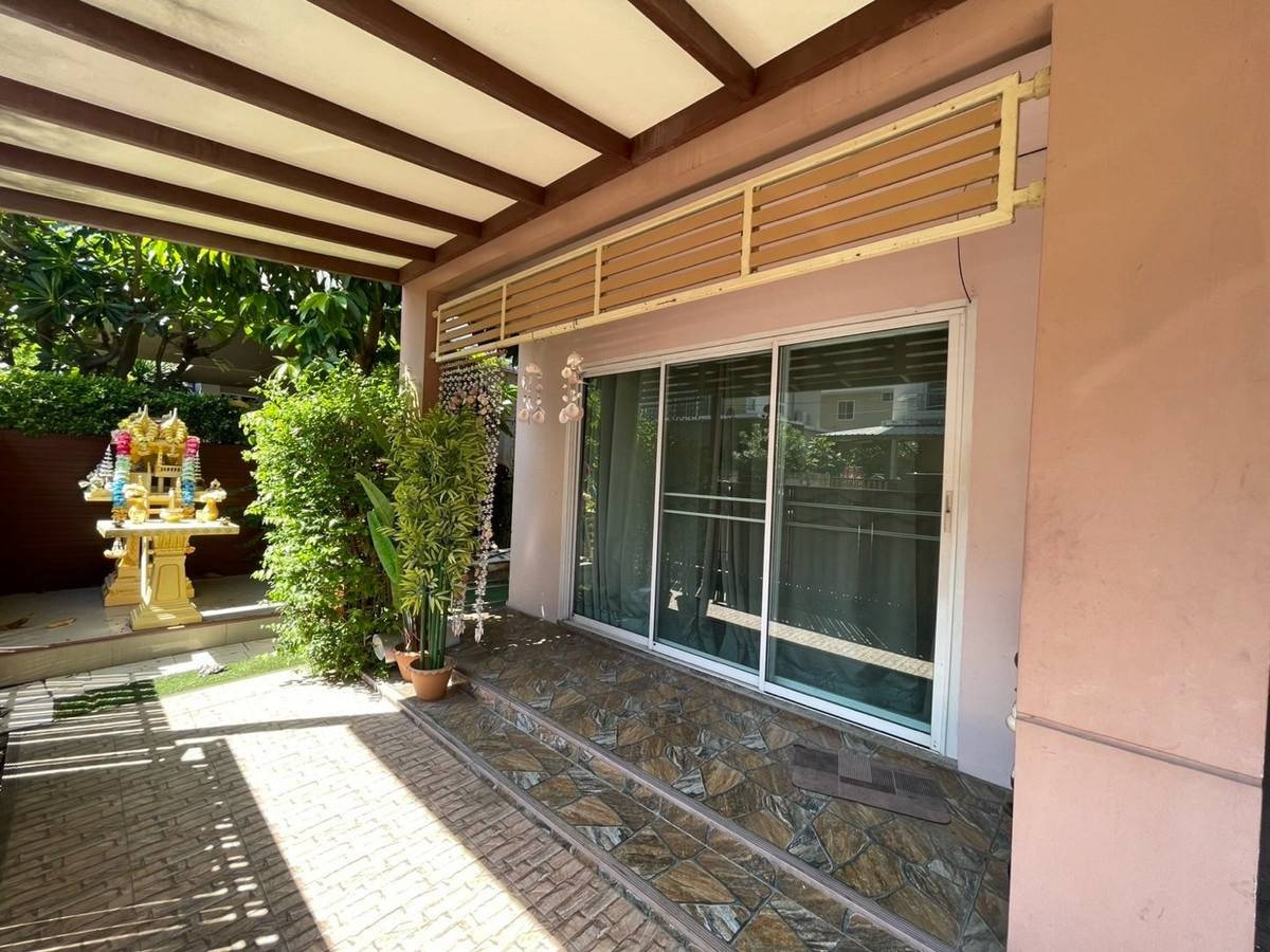 For RentHouseNonthaburi, Bang Yai, Bangbuathong : Townhome for rent, Pruksa Village Scenery 28 Bang Yai, near Central Westgate, only 5 minutes.