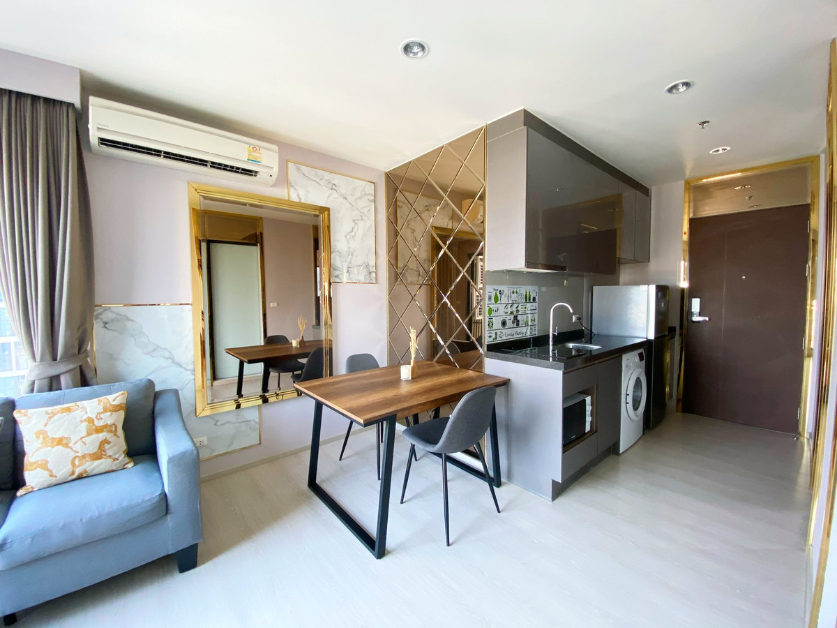 For RentCondoRama9, Petchburi, RCA : 🏷️ Special Price | Rhythm Asoke - 2 bedrooms, high floor, unblocked view, fully furnished. Ready to move in ✨Price only 24,000 baht.