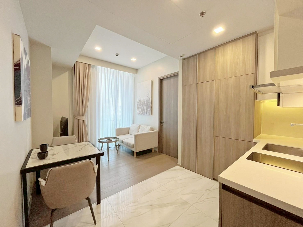 For SaleCondoSukhumvit, Asoke, Thonglor : ✨ GT16010 | Condo ready for sale at Celes Asoke, convenient travel, near BTS, there is a shuttle, beautifully decorated room, fully furnished, ready to move in!!