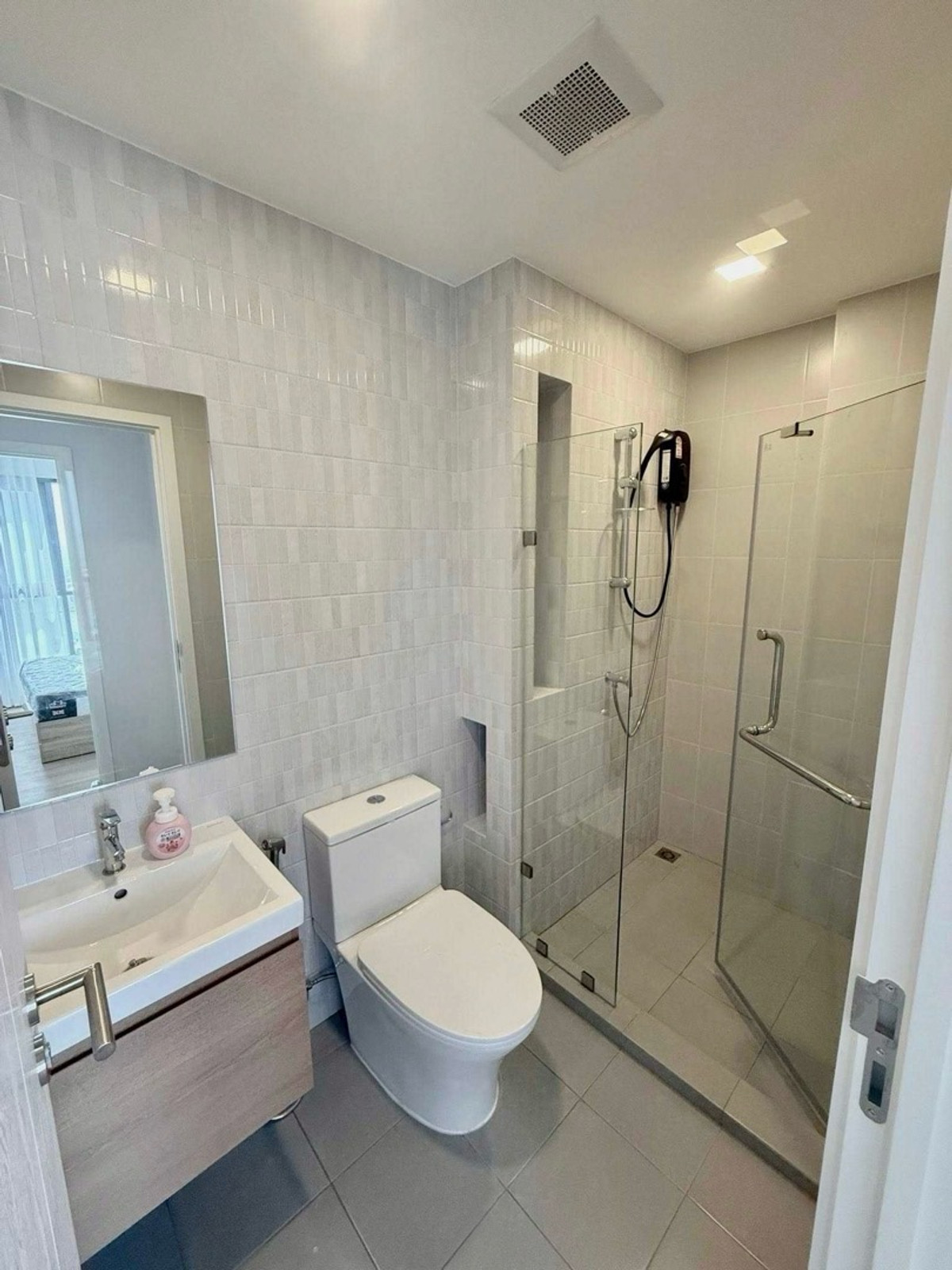 For RentCondoPinklao, Charansanitwong : 💙@condocurator 💙For rent Chapter One Spark Charan, fully furnished, with river view [PM4783]