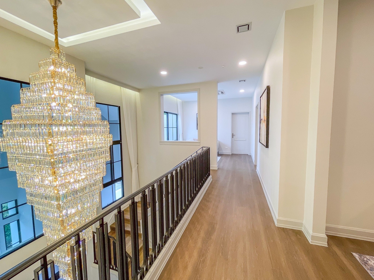 For SaleHousePattanakan, Srinakarin : Nantawan Rama 9 - New Krungthepkretha / 4 Bedrooms (FOR SALE) BZD150