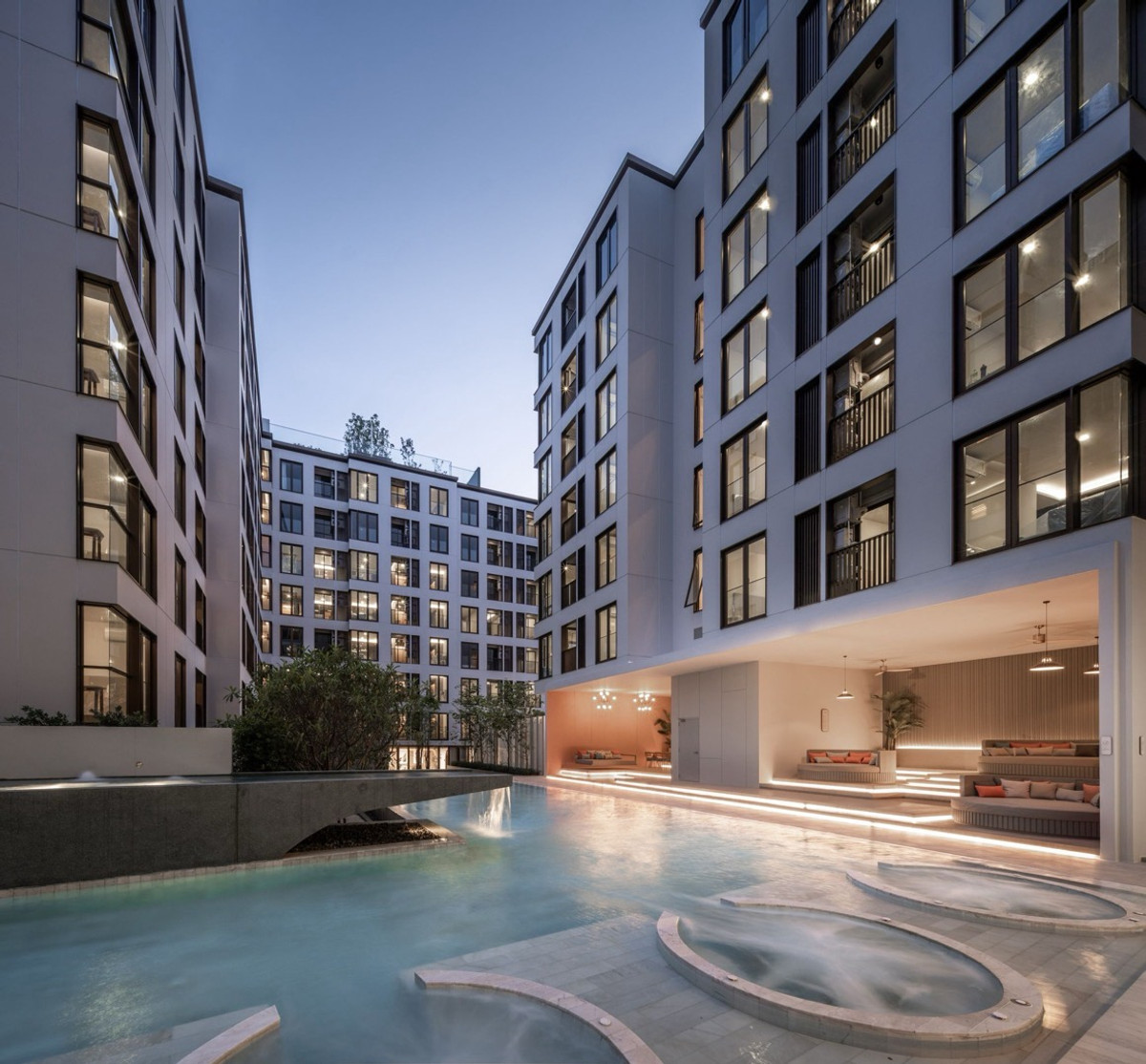 For RentCondoSukhumvit, Asoke, Thonglor : 🔥For Rent Now🔥 Chapter Thonglor 25, spacious 2-bedroom unit, beautifully decorated, fully furnished and ready to move in. Near BTS Thonglor.