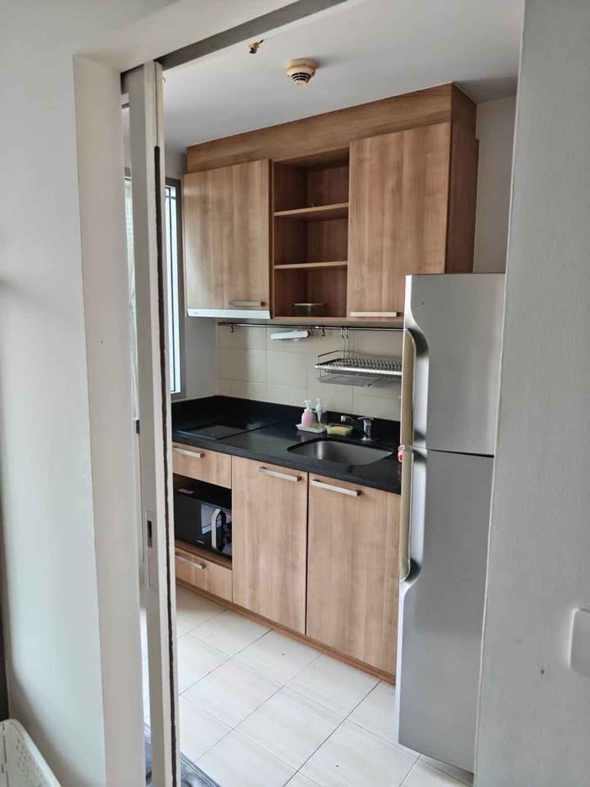 ให้เช่าคอนโดวงเวียนใหญ่ เจริญนคร : 🏢 For Rent | Hive Taksin 
(A6902049) 
คอนโดติด BTS วงเวียนใหญ่ เพียง 110 ม. 🚆✨

💰 ค่าเช่า 25,000 บาท / เดือน