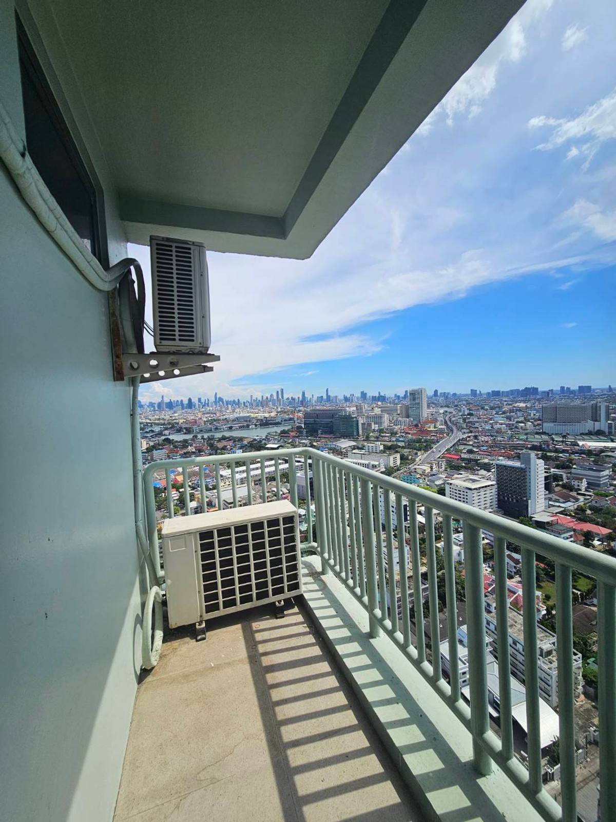 ให้เช่าคอนโดปิ่นเกล้า จรัญสนิทวงศ์ : ✨ ให้เช่า คอนโด รัตนโกสินทร์ ไอส์แลนด์ ชั้นสูง วิวเมืองสวยมาก ✨ ห้องใหญ่ 2 ห้องนอน ทำเลดี ใกล้ศิริราช ใกล้เซ็นทรัลปิ่นเกล้า