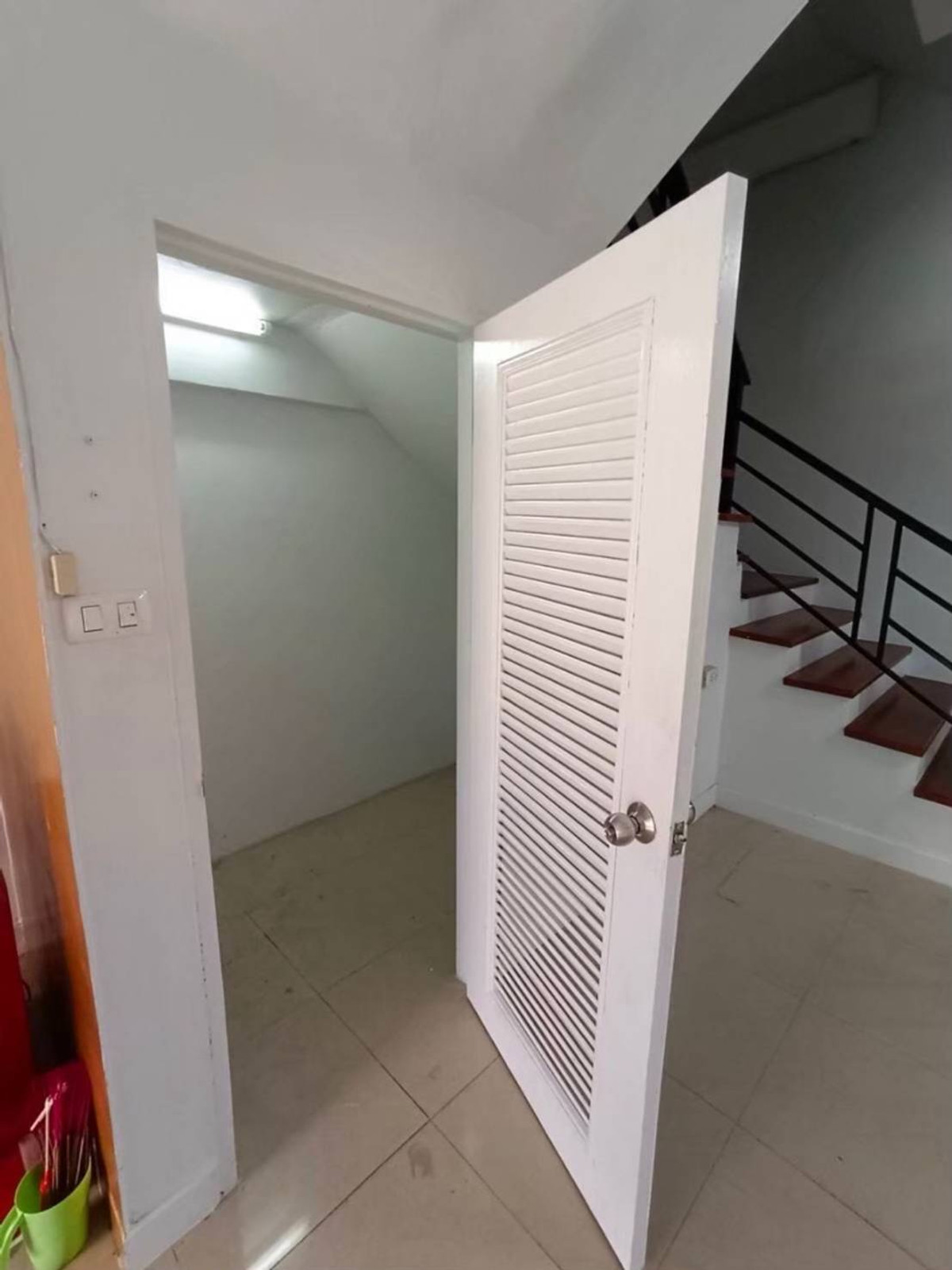 For RentShop HouseSamut Prakan,Samrong : Commercial building for rent Subrungruang City Bangpu Phase 2, near BTS Kheha Station, only 5 minutes.