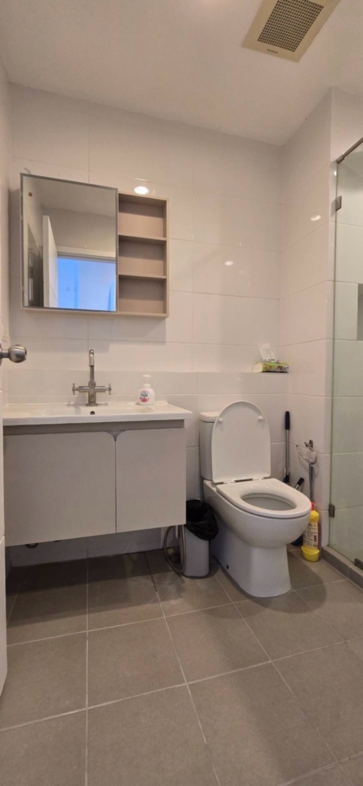 ให้เช่าคอนโดอารีย์ อนุสาวรีย์ : ให้เช่า The Vertical Aree 