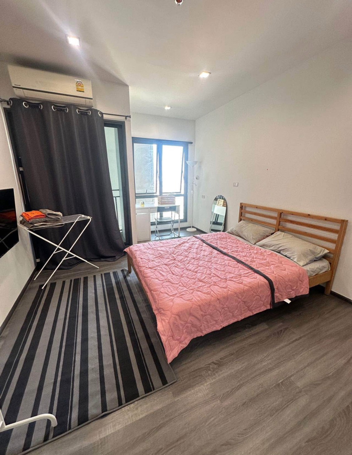 For RentCondoWongwianyai, Charoennakor : ⭐️ The Rich Sathorn - Taksin ⭐️ 1 bedroom, 1 bathroom, fully furnished, ready to move in.