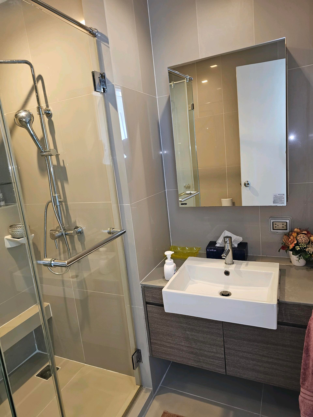 ขายคอนโดรัชดา ห้วยขวาง : ควินน์คอนโดรัชดา 17 เจ้าของขายเองเพิ่งรีโนเวทใหม่/ทิศเหนือไม่โดนแดด