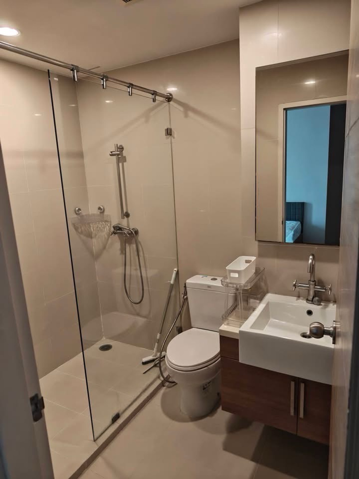 ให้เช่าคอนโดวงเวียนใหญ่ เจริญนคร : 🏢 For Rent | Hive Taksin 
(A6902049) 
คอนโดติด BTS วงเวียนใหญ่ เพียง 110 ม. 🚆✨

💰 ค่าเช่า 25,000 บาท / เดือน