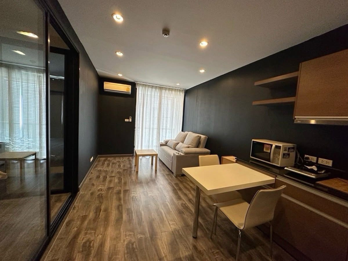 For RentCondoChokchai 4, Ladprao 71, Ladprao 48, : Condo for rent, ready to move in
Condo I-Zen Prime Lat Phrao 71 
(Soi Social Work 12/1)
✅12,000 baht 
(1 month in advance, 2 months deposit)
Minimum contract 1 year
